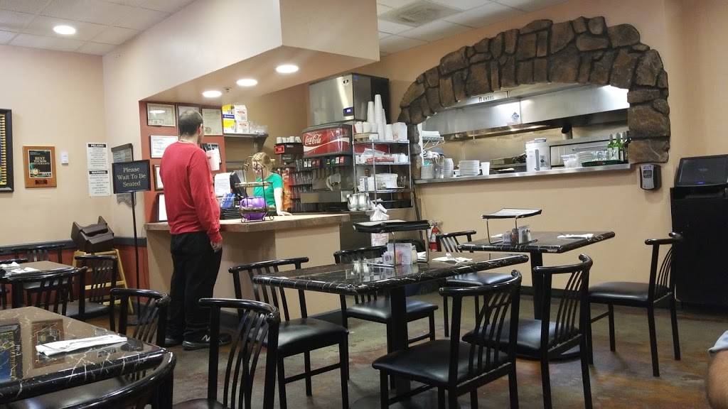 Two Girls Pizzeria | restaurant | 140 W Duval Mine Rd # 108, Green Valley, AZ 85614, USA | 5206257499 OR +1 520-625-7499