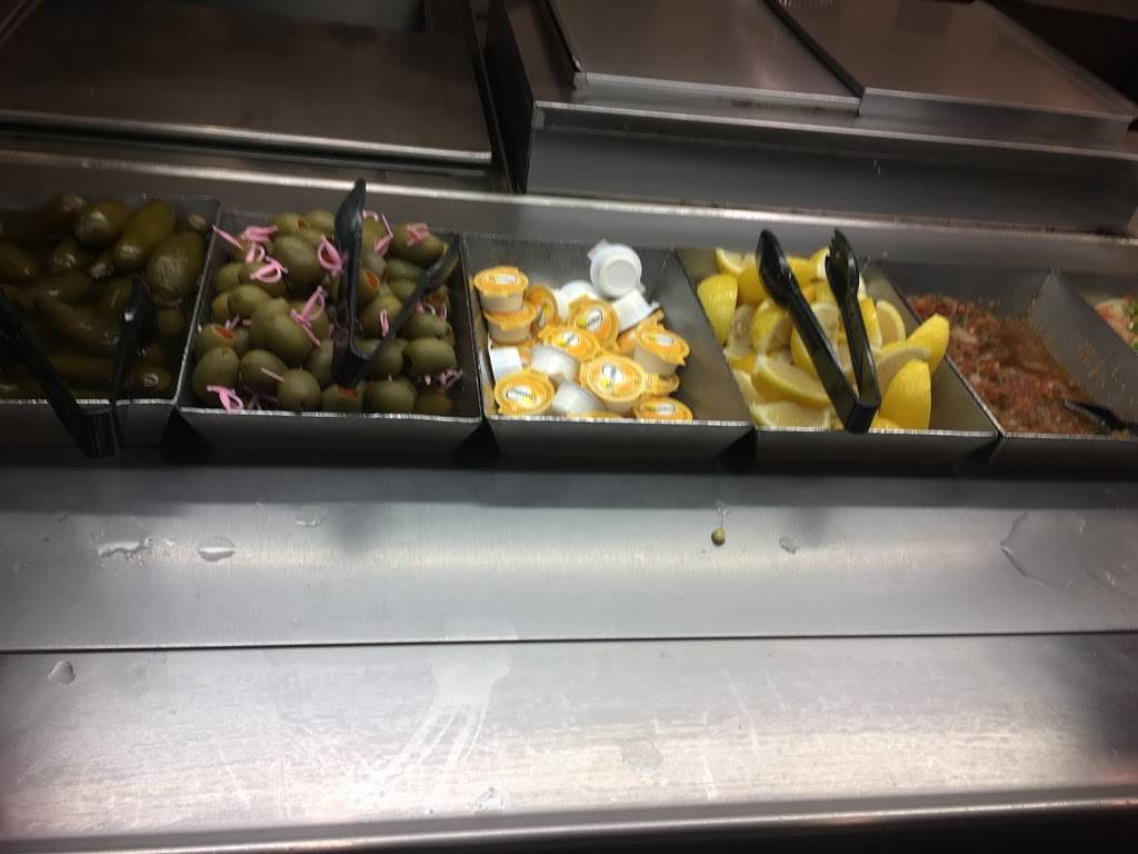 Lubys | restaurant | 6301 Northwest Loop 410, San Antonio, TX 78238, USA | 2105218696 OR +1 210-521-8696