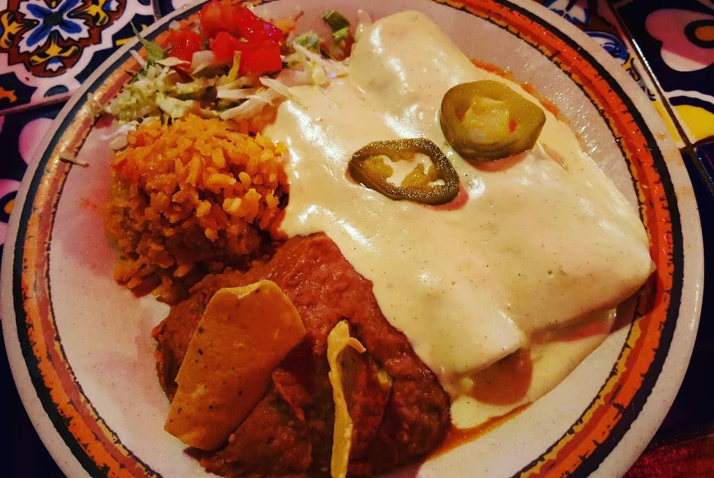 Rosas Café & Tortilla Factory | restaurant | 1920 Martin Dr, Weatherford, TX 76086, USA | 8175995335 OR +1 817-599-5335