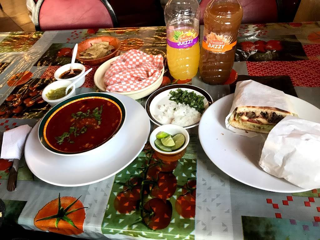 La Cocina de la Abuela | restaurant | Blvd. Benito Juárez 318, Centro Playas, 22700 Rosarito, B.C., Mexico | 016611200118 OR +52 661 120 0118