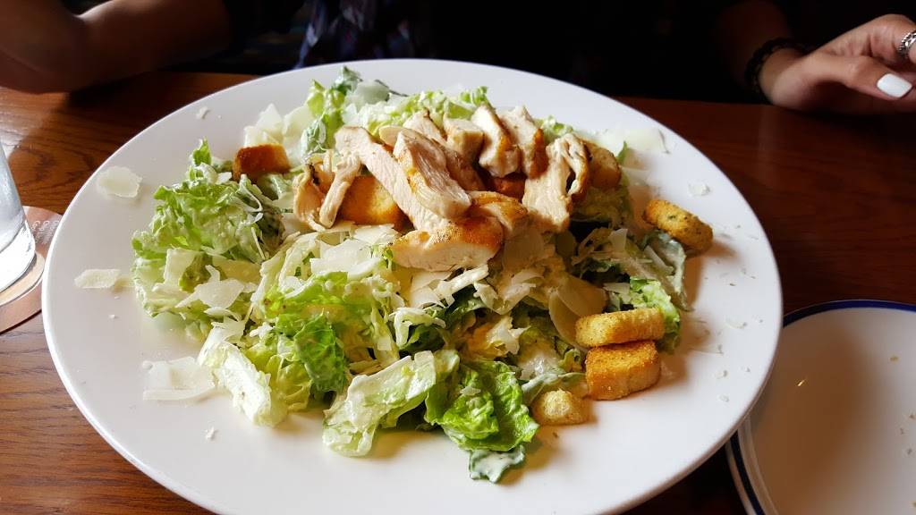 Red Lobster | restaurant | 104 TX-332, Lake Jackson, TX 77566, USA | 9792978580 OR +1 979-297-8580