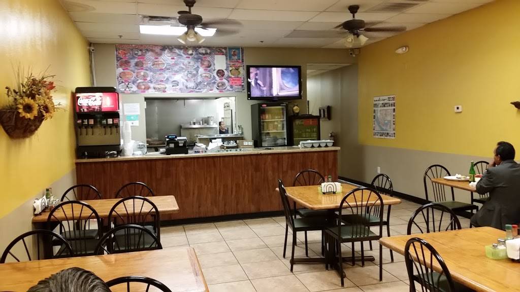 El Sabor de la Familia | restaurant | 8345 W Glendale Ave #105, Glendale, AZ 85305, USA | 6237720387 OR +1 623-772-0387