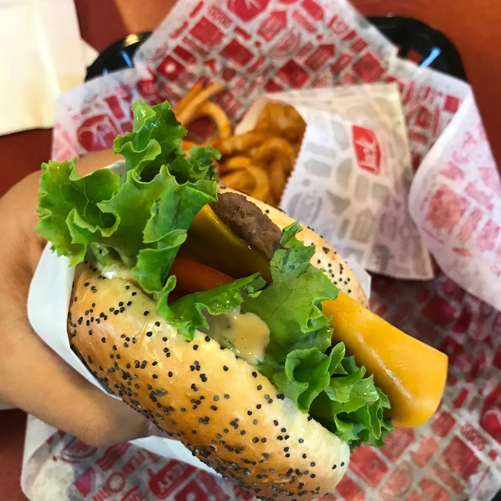 Jack in the Box | restaurant | 3600 E 3rd St, Los Angeles, CA 90063, USA | 3237809909 OR +1 323-780-9909