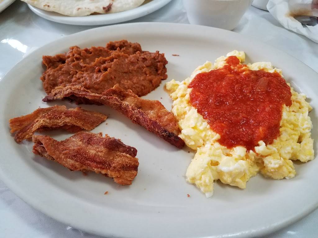 Ritas Fiesta Cafe LLC | cafe | 612 Bandera Rd, San Antonio, TX 78228, USA | 2107321537 OR +1 210-732-1537