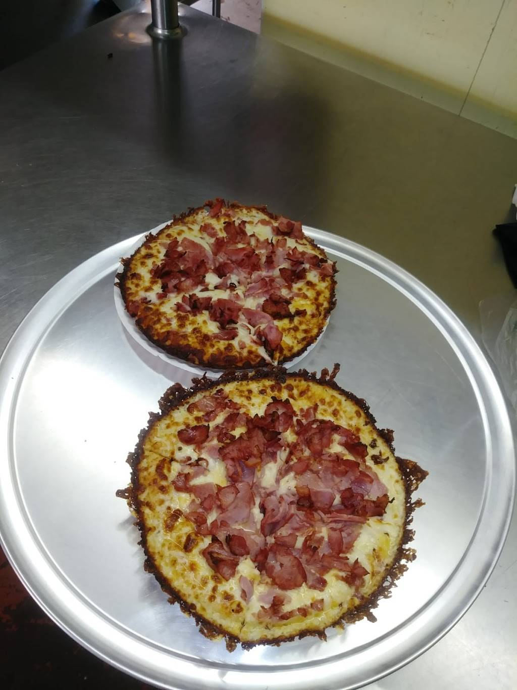 El Presidente de la Pizza Cubana 1 | restaurant | 12691 NW 42nd Ave, Opa-locka, FL 33054, USA | 7865379122 OR +1 786-537-9122