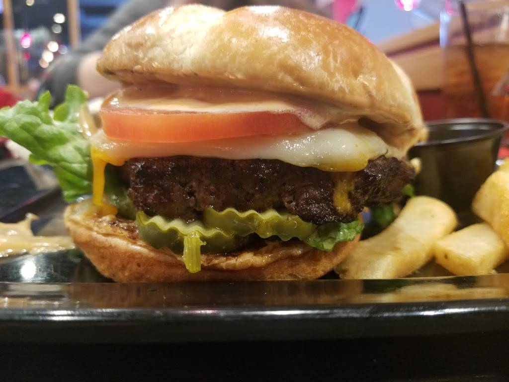 Red Robin Gourmet Burgers and Brews | restaurant | 3901 S Steele St, Tacoma, WA 98409, USA | 2534737447 OR +1 253-473-7447