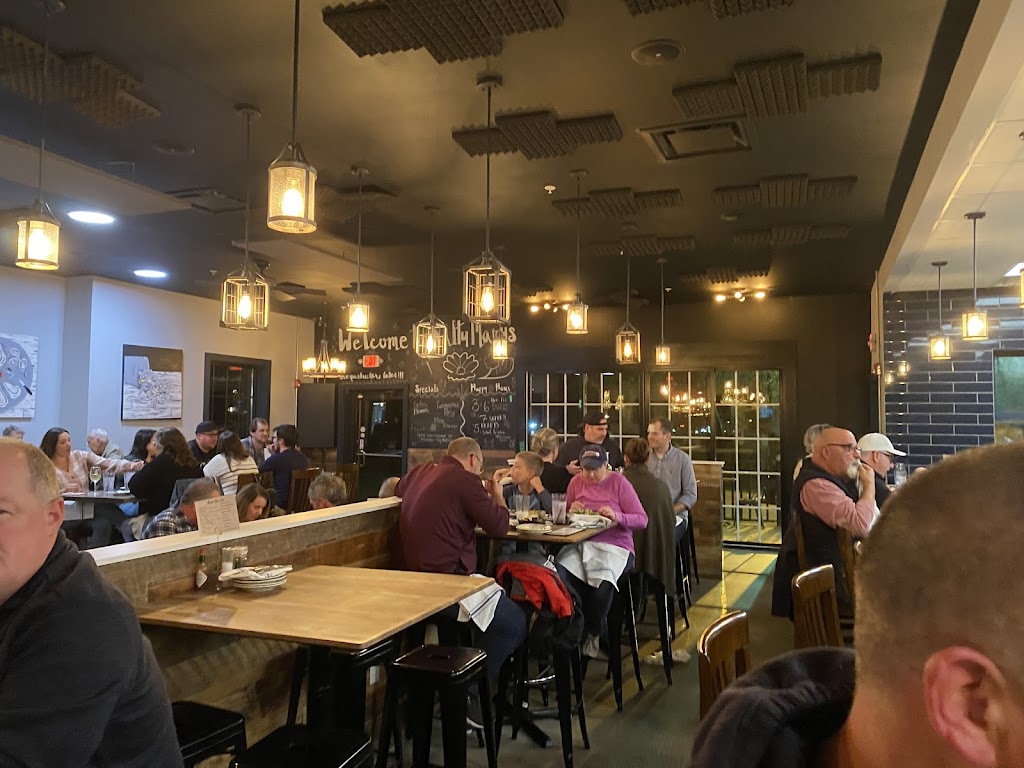 Salty Marys Oyster Bar and Tavern | restaurant | 25600 Center Ridge Rd, Westlake, OH 44145, USA | 4402982121 OR +1 440-298-2121