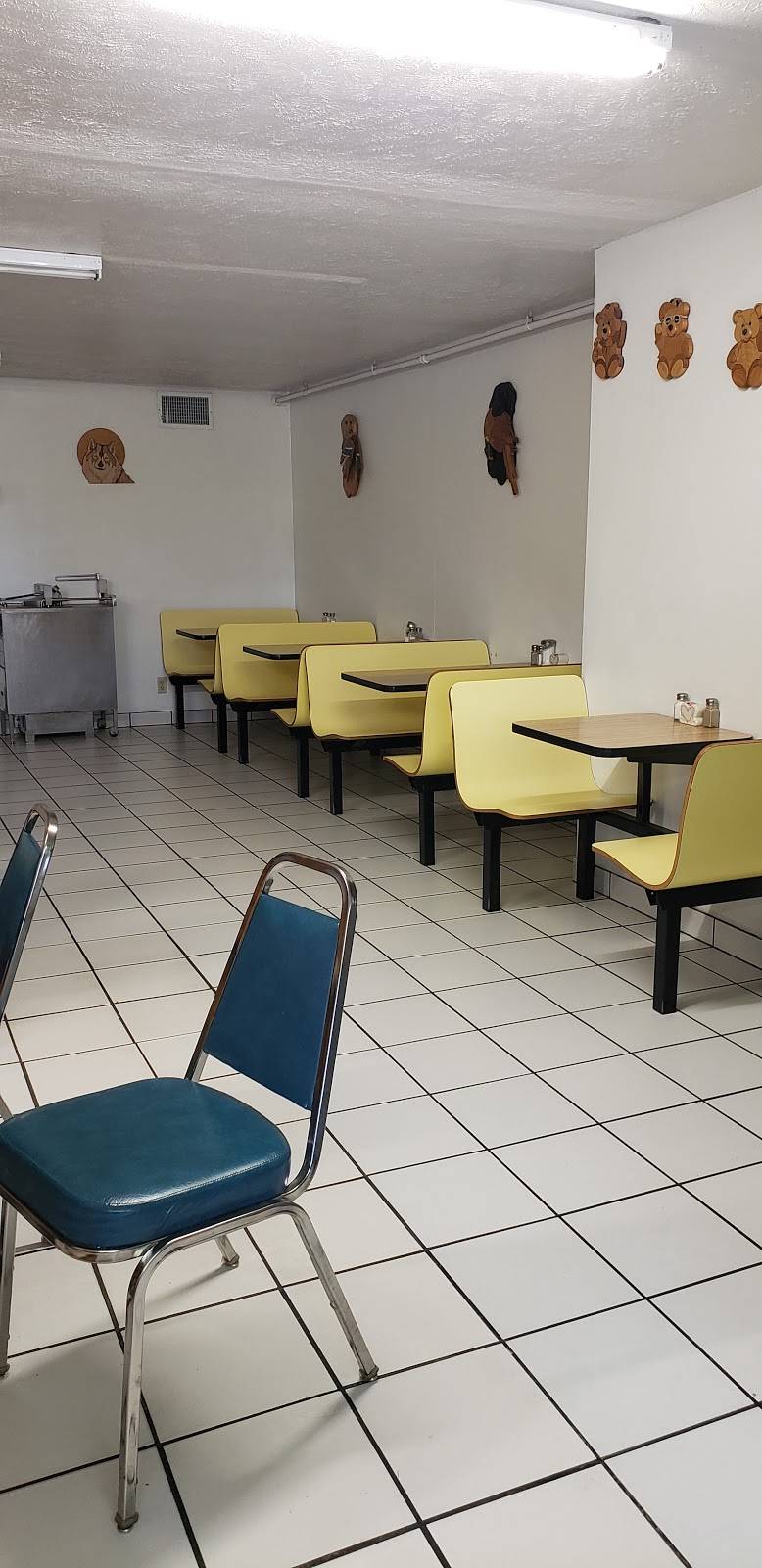 Alda Grill & Grocery | restaurant | 106 E Front St, Alda, NE 68810, USA | 3083811701 OR +1 308-381-1701