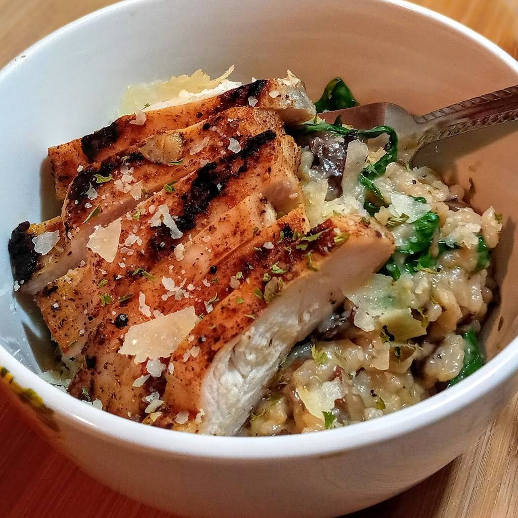 The Grill House | restaurant | 632 Ridge St # 4, Charlottesville, VA 22902, USA | 4342182567 OR +1 434-218-2567