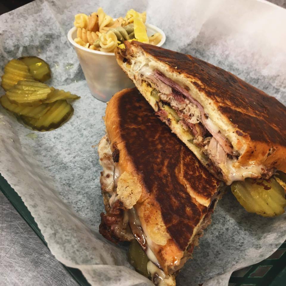 The Drop-In Bar & Deli | restaurant | 32 Center St # B, Folly Beach, SC 29439, USA | 8436330234 OR +1 843-633-0234