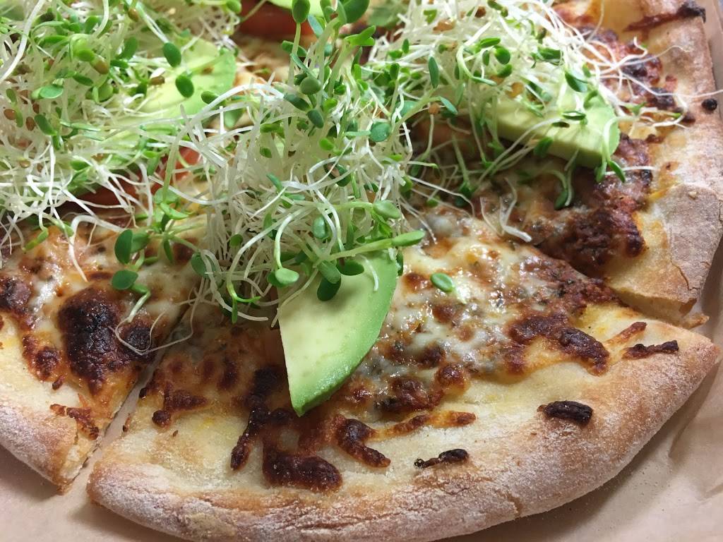 Tuttas Pizza | restaurant | 1710 N Record St #110, Dallas, TX 75202, USA | 2149974909 OR +1 214-997-4909