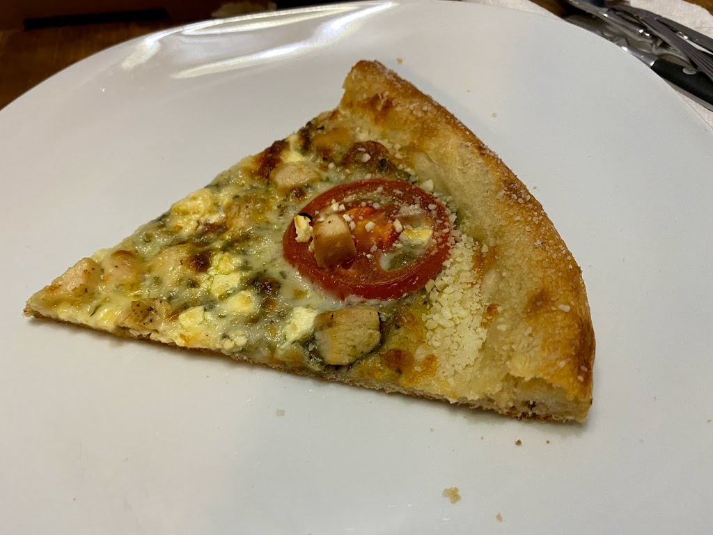 Dough Pizzeria | restaurant | 104 S 8th St, Opelika, AL 36801, USA | 3342031370 OR +1 334-203-1370