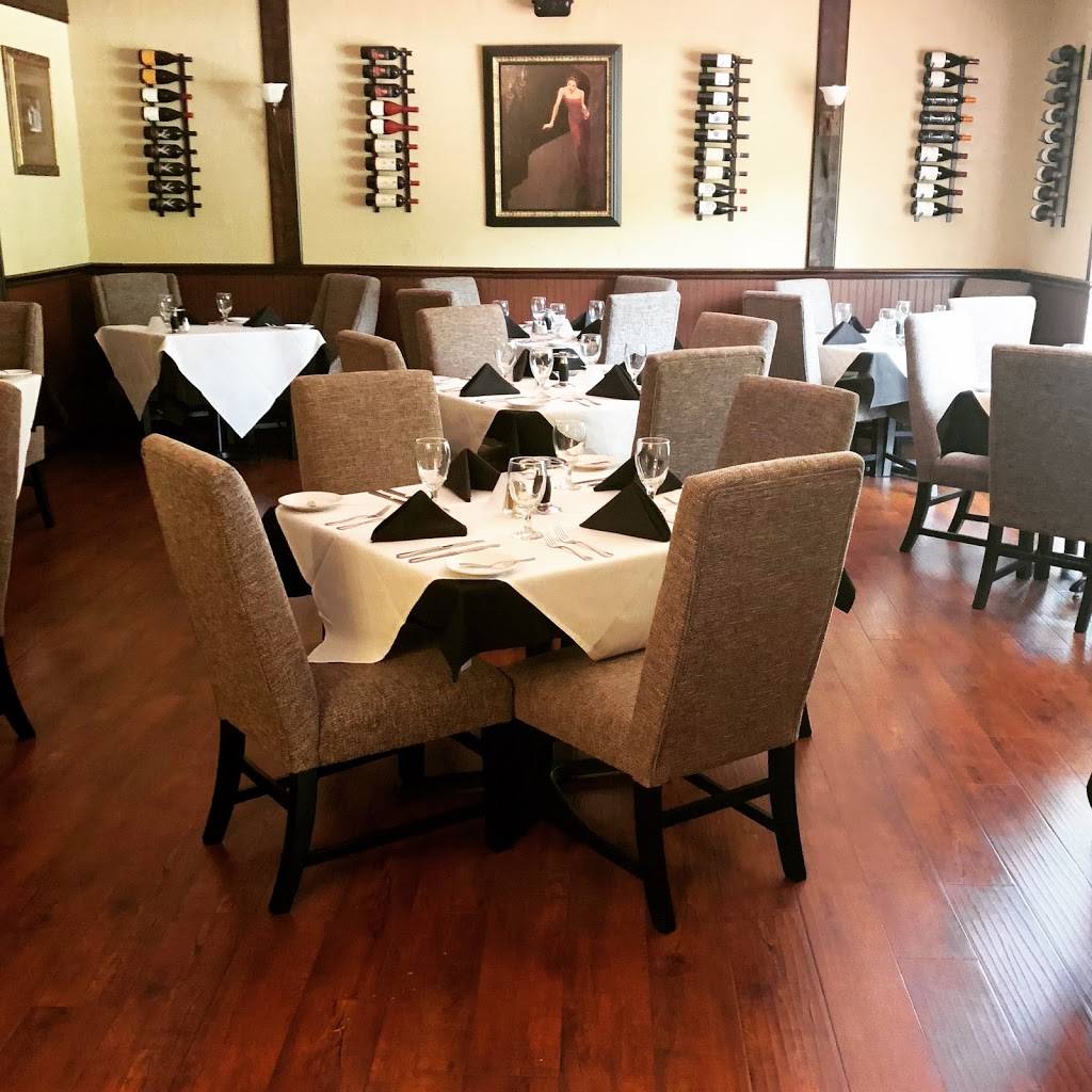 Michael Johns Restaurant (MJs) | restaurant | 1040 Carlton Arms Blvd, Bradenton, FL 34208, USA | 9417478032 OR +1 941-747-8032