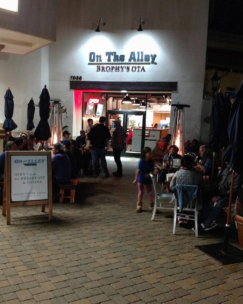 On The Alley Goleta | restaurant | 7038 Market Pl Dr, Goleta, CA 93117, USA | 8058458096 OR +1 805-845-8096