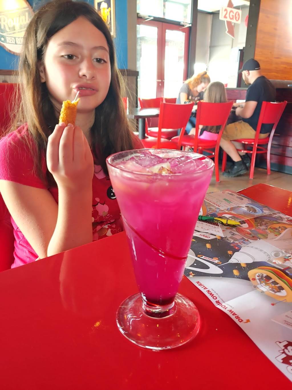 Red Robin Gourmet Burgers and Brews | restaurant | 40 N Dupont Hwy, Dover, DE 19901, USA | 3024593300 OR +1 302-459-3300