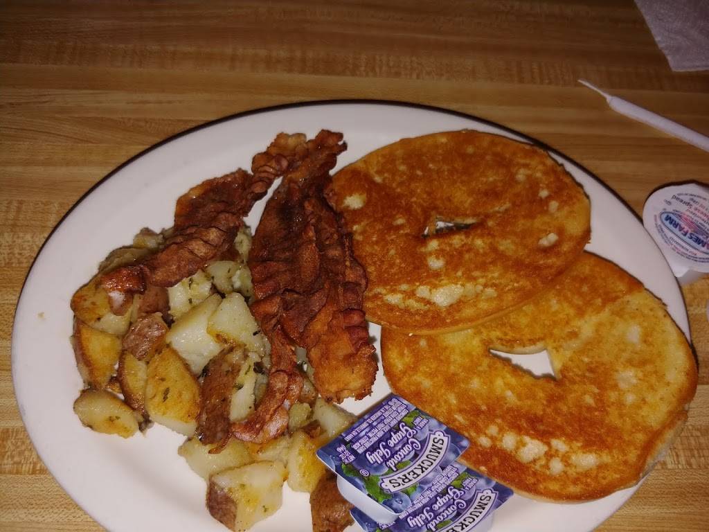 Bobbie JZ | restaurant | 1668 Main St, Agawam, MA 01001, USA | 4137868068 OR +1 413-786-8068