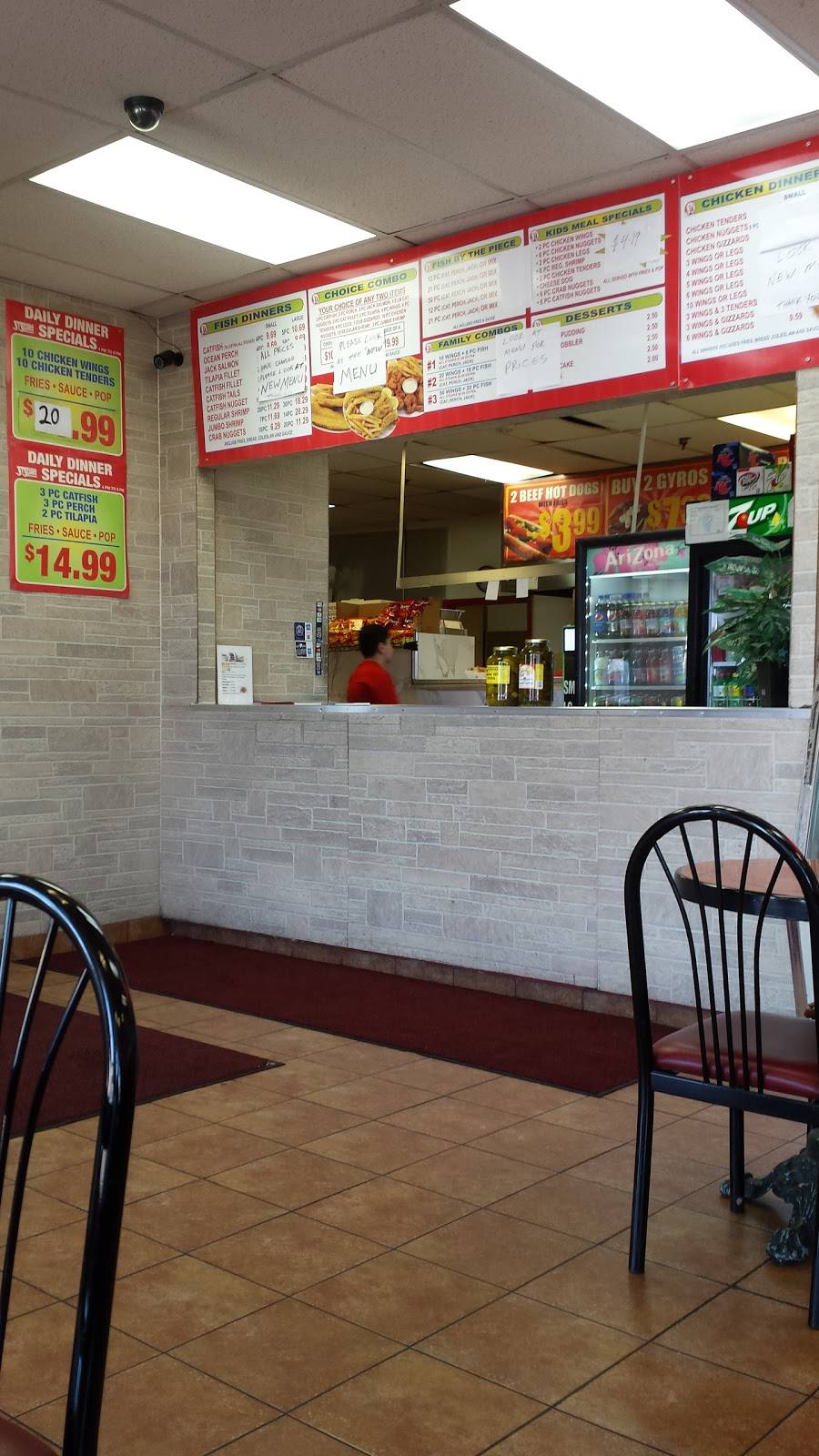 JJ FISH & CHICKEN | restaurant | 8515 S 88th Ave, Justice, IL 60458, USA | 7089240158 OR +1 708-924-0158