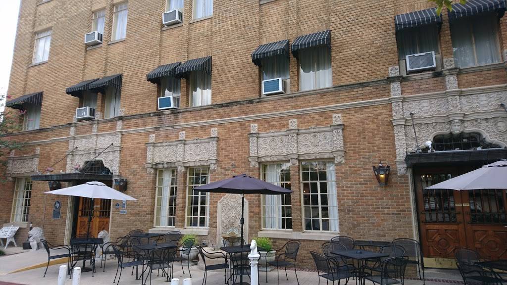 Faust Hotel and Brewpub | restaurant | 240 S Seguin Ave, New Braunfels, TX 78130, USA | 8306257791 OR +1 830-625-7791