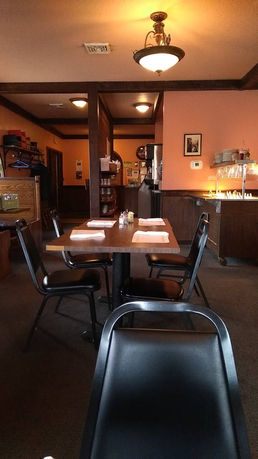 Vitales Restaurant & Pizzeria | restaurant | 403 W Jackson St, Macomb, IL 61455, USA | 3098334260 OR +1 309-833-4260