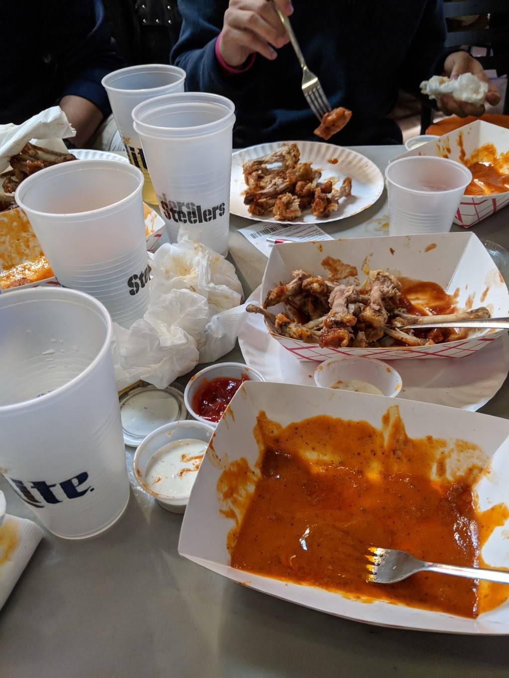 William Penn Tavern | restaurant | 739 Bellefonte St, Pittsburgh, PA 15232, USA | 4126211000 OR +1 412-621-1000