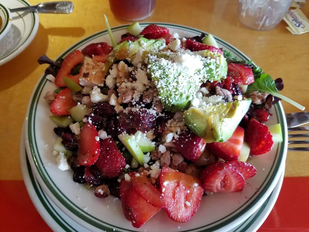 Woodys Diner | restaurant | 24321 Avenida De La Carlota, Laguna Hills, CA 92653, USA | 9494586500 OR +1 949-458-6500