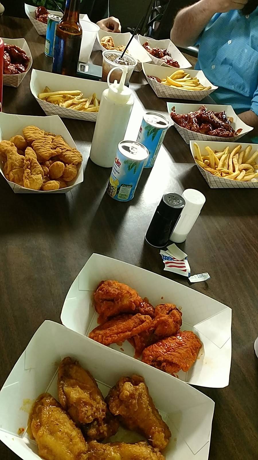 Lost Wages | restaurant | 120 Main St, Denison, IA 51442, USA | 7122638334 OR +1 712-263-8334