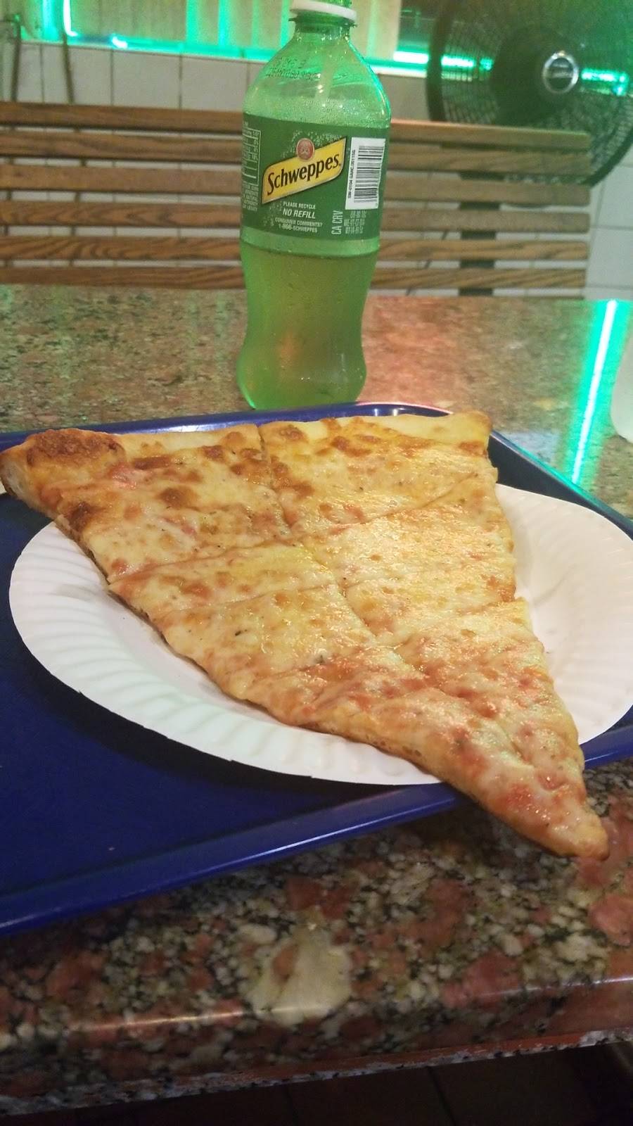 Marios Pizza | restaurant | 79 E Gun Hill Rd, Bronx, NY 10467, USA | 7182313086 OR +1 718-231-3086