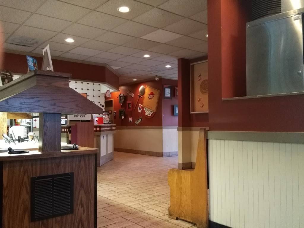 Pizza Hut | restaurant | 2721 Peters Creek Pkwy, Winston-Salem, NC 27127, USA | 3367854435 OR +1 336-785-4435