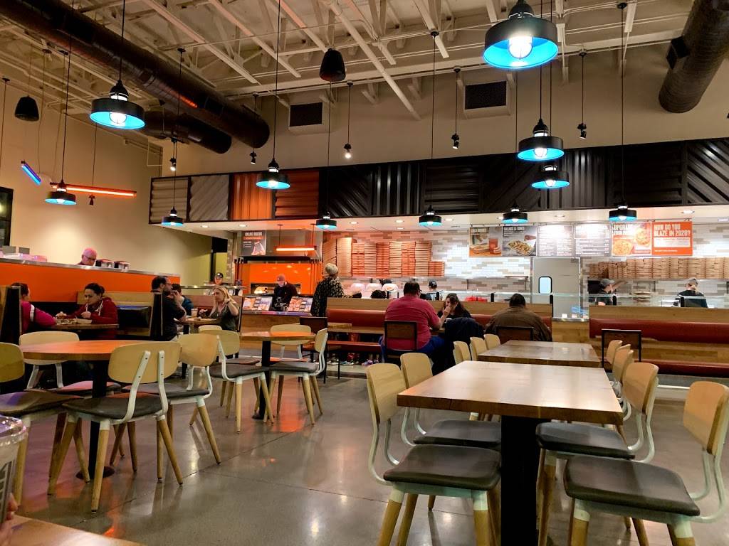 Blaze Pizza | meal takeaway | 8229 Dean Martin Dr Ste 115, Las Vegas, NV 89139, USA | 7027458288 OR +1 702-745-8288