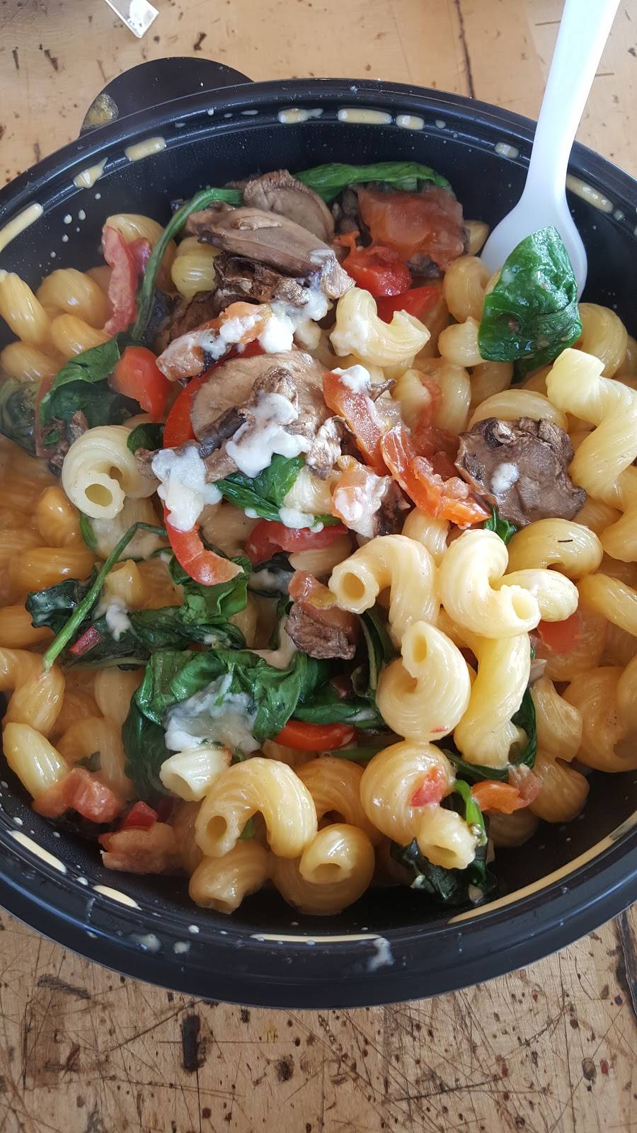 Out & Out Eatery and Catering | meal takeaway | W61N305 Washington Ave, Cedarburg, WI 53012, USA | 2623775515 OR +1 262-377-5515