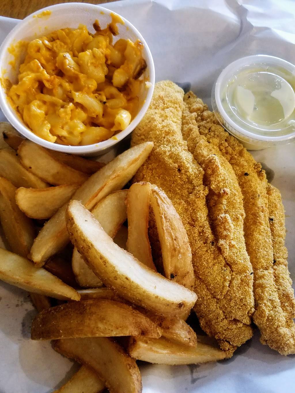 Bo Doogies BBQ | restaurant | 531 N Grandstaff Dr, Auburn, IN 46706, USA | 2603333071 OR +1 260-333-3071