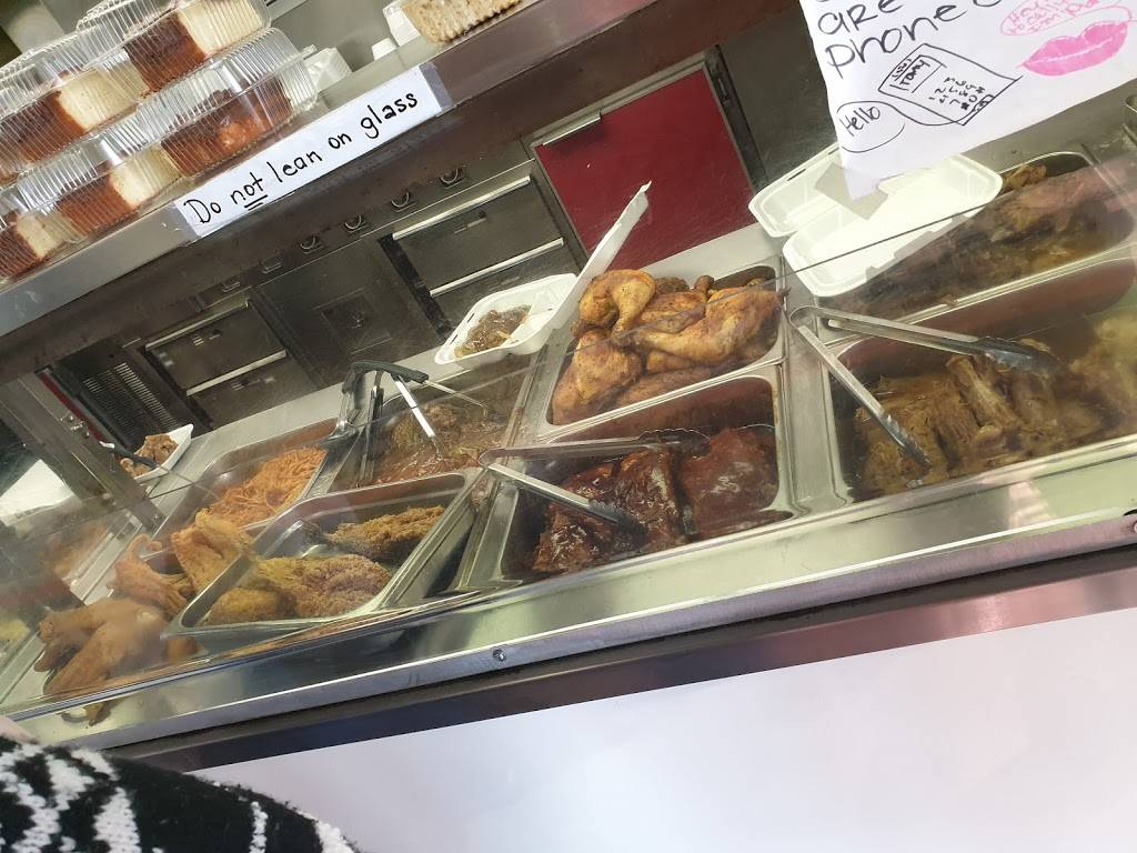 Marvins Hot Kitchen & Deli | restaurant | 3700 Lamar Ave, Memphis, TN 38118, USA | 9015850069 OR +1 901-585-0069