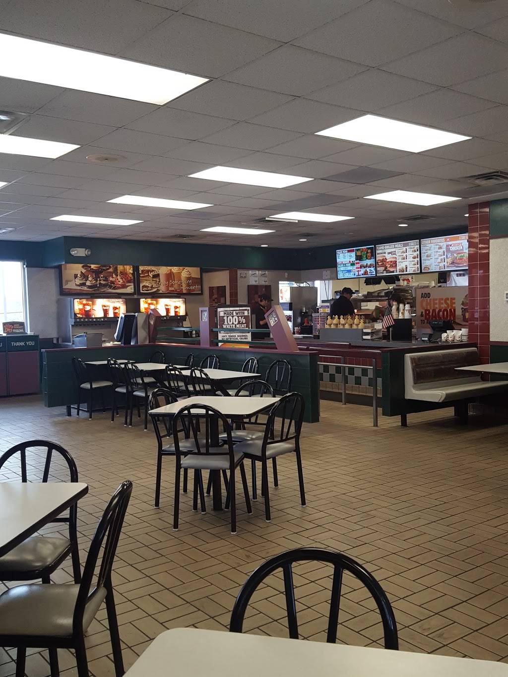Burger King | restaurant | 2440 White Bear Ave, Maplewood, MN 55109, USA | 6517796621 OR +1 651-779-6621
