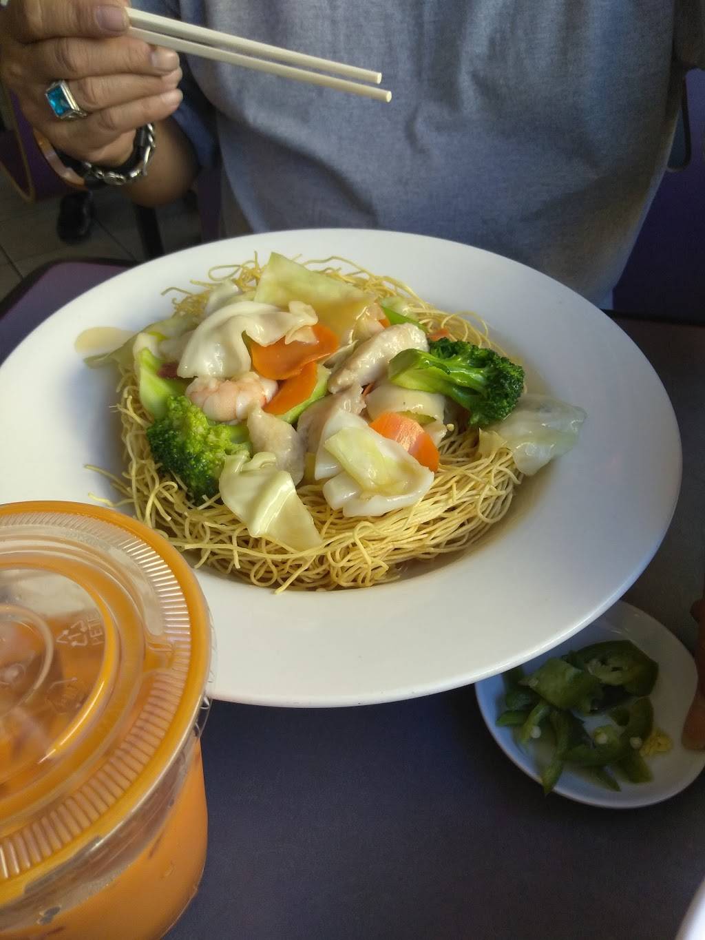 Red Bowl Noodles | restaurant | 6917 Mission St, Daly City, CA 94014, USA | 6509948886 OR +1 650-994-8886