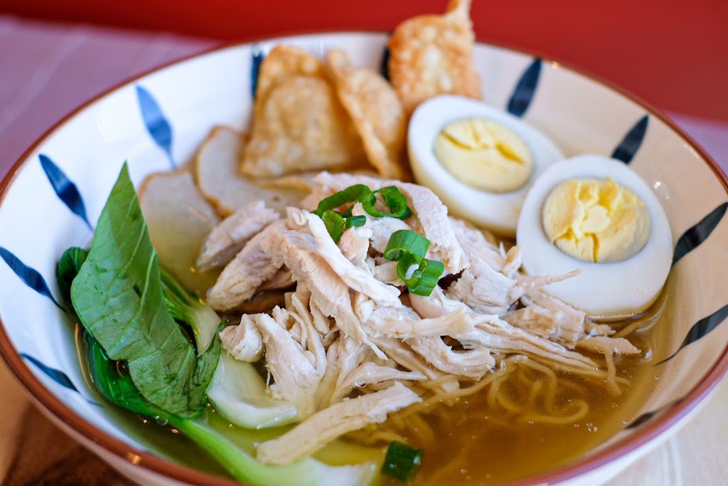 Kinn Thai cuisine | restaurant | 2638 S Timberline Rd Suite 120, Fort Collins, CO 80525, USA | 9706728551 OR +1 970-672-8551