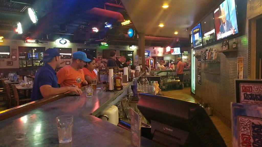 Redneck Heaven Restaurant & Bar | restaurant | 701 North Watson Road SH, 360 Rd to Six Flags St, Arlington, TX 76011, USA | 8178550100 OR +1 817-855-0100