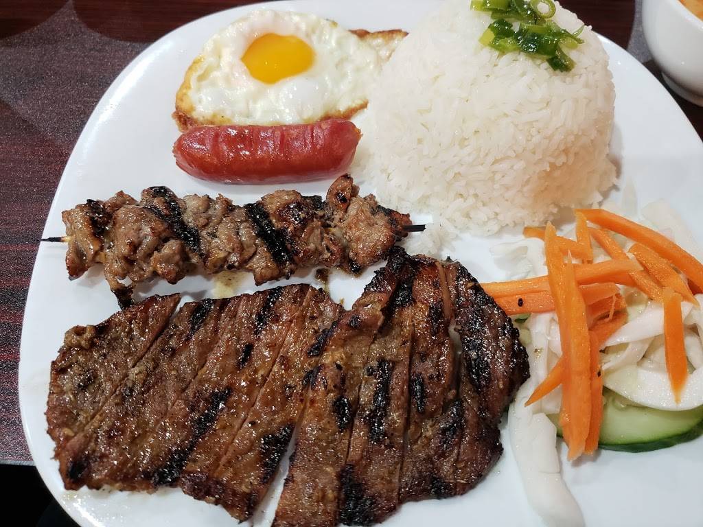 PHO WINDSOR | restaurant | 4450 Walker Rd, Windsor, ON N8W 5S6, Canada | 5199692188 OR +1 519-969-2188