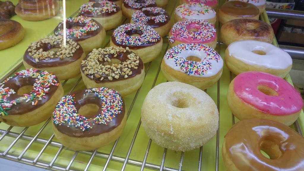 BNB DONUT | bakery | 2646 William D Tate Ave, Grapevine, TX 76051, USA | 8172034251 OR +1 817-203-4251