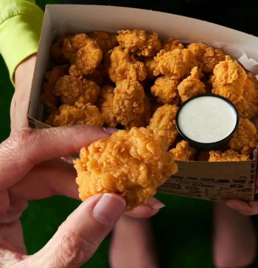 Pollo Campero | restaurant | 750 N Congress Ave, Boynton Beach, FL 33426, USA | 5617382662 OR +1 561-738-2662