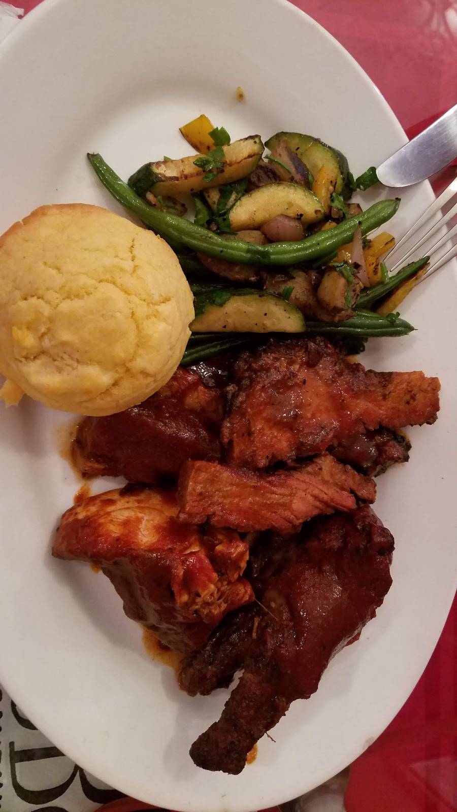 Bon Ton LRoys Lighthouse Smokehouse | restaurant | 794 Lighthouse Ave, Monterey, CA 93940, USA | 8313756958 OR +1 831-375-6958