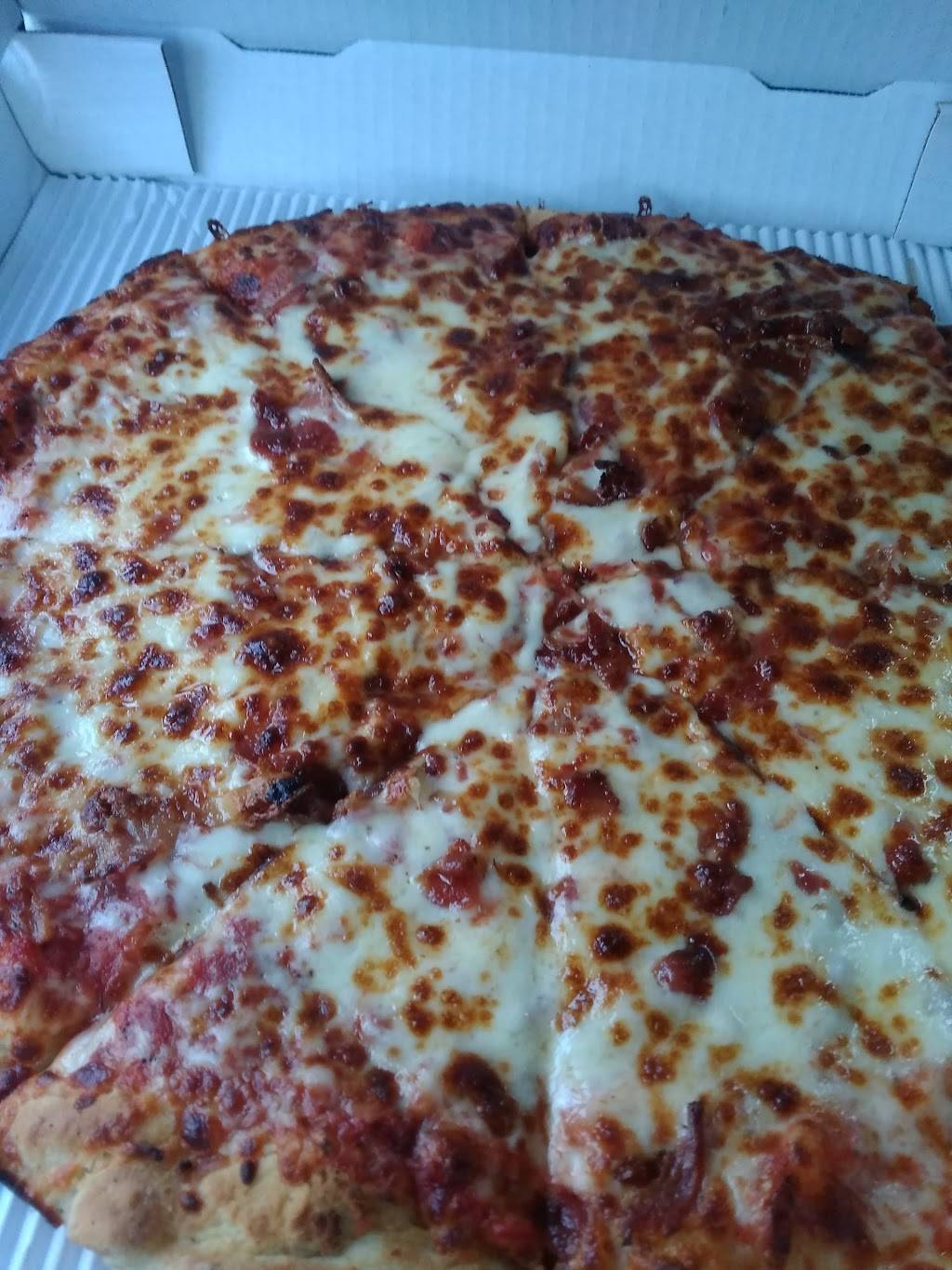 Hometown Pizza | restaurant | 232 W High St, Hicksville, OH 43526, USA | 4195427702 OR +1 419-542-7702