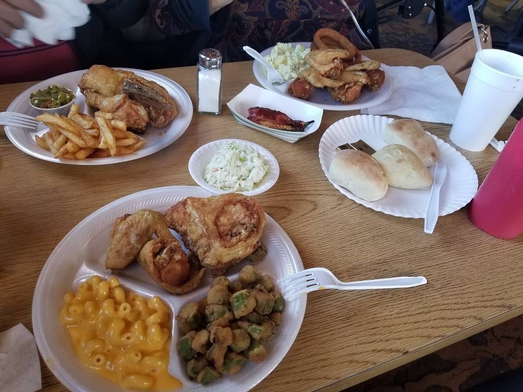 Shortys Bar-B-Q | restaurant | 1204 U.S. Rte 66, Moriarty, NM 87035, USA | 5058320400 OR +1 505-832-0400