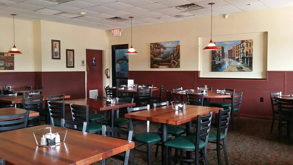 Mama Rosas Italian Family Restaurant | restaurant | 617 E Mercury Blvd, Hampton, VA 23663, USA | 7577233560 OR +1 757-723-3560