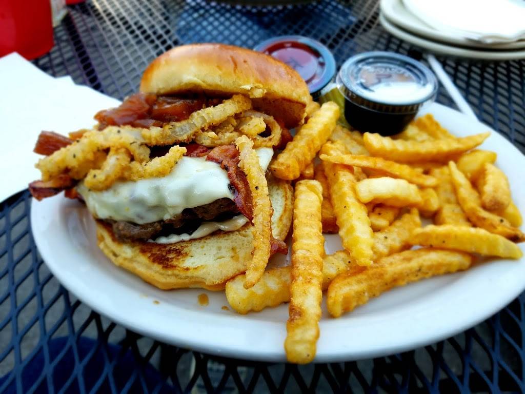 Washington Square Cafe & Catering | restaurant | 5981 N Jefferson St, Burlington, KY 41005, USA | 8595860120 OR +1 859-586-0120