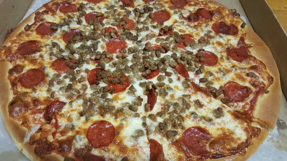 Petes Famous Pizza | restaurant | 2328 Fairmount Ave, Philadelphia, PA 19130, USA | 2157653040 OR +1 215-765-3040