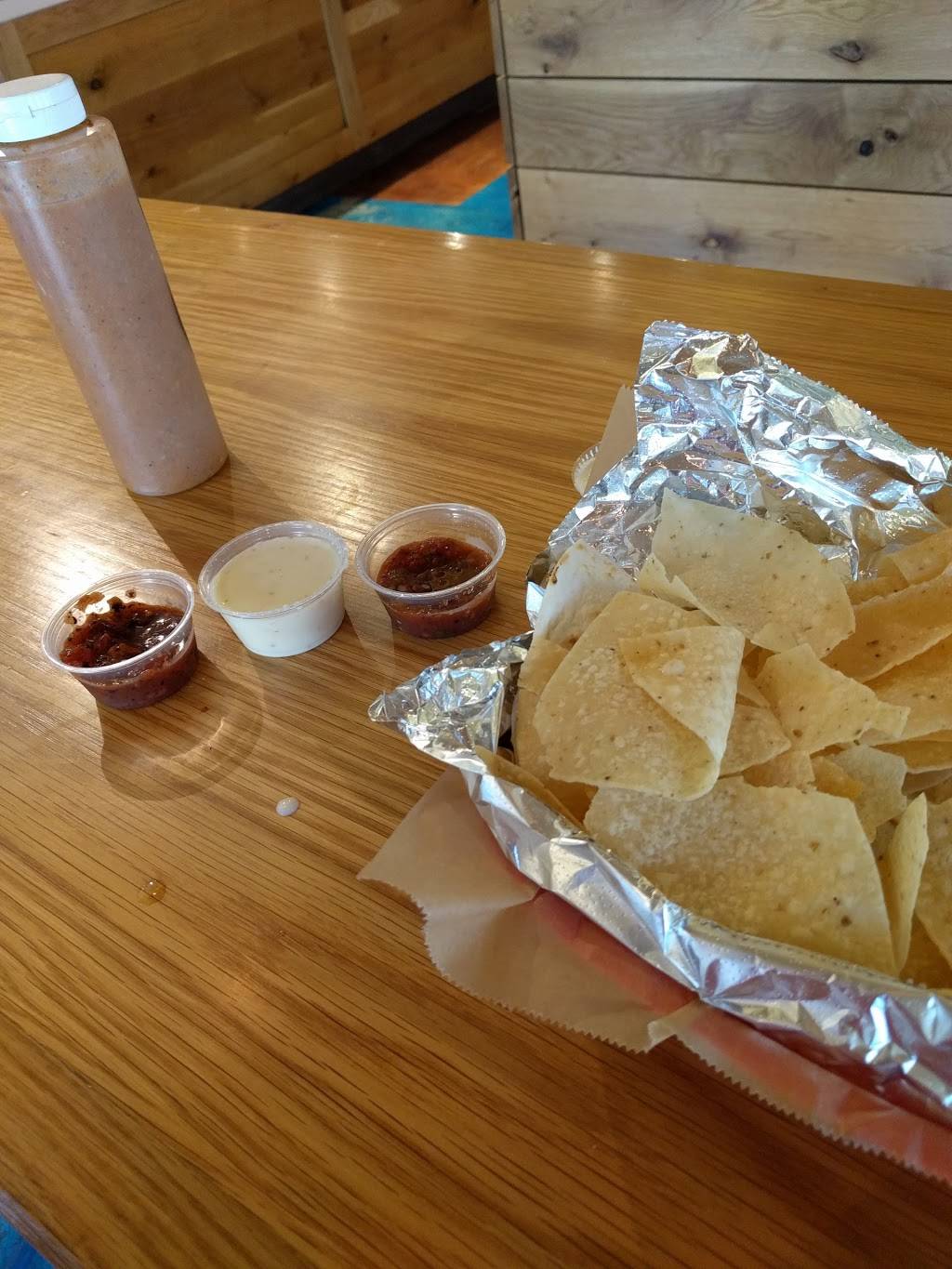 Willys Mexicana Grill | restaurant | 660 W Crossville Rd, Roswell, GA 30075, USA | 7705595081 OR +1 770-559-5081