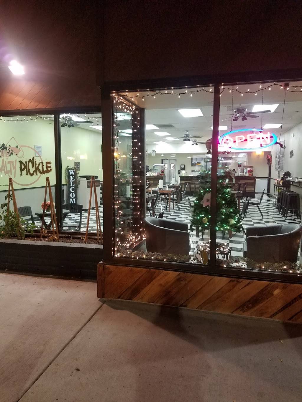 The Salty Pickle | restaurant | 276 Coalinga Plaza, Coalinga, CA 93210, USA | 5598218078 OR +1 559-821-8078