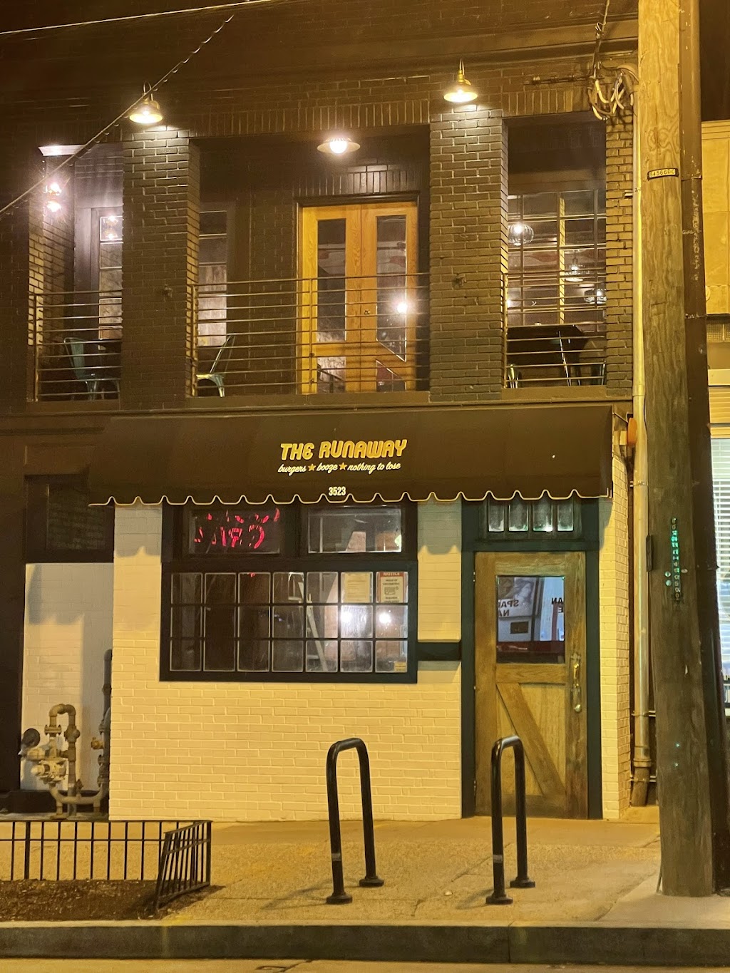 The Runaway | restaurant | 3523 12th St NE, Washington, DC 20017, USA | 2027350040 OR +1 202-735-0040