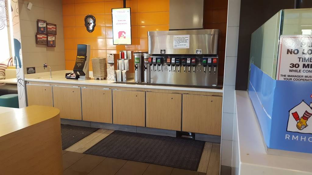 McDonalds | cafe | 5998 N Granite Reef Rd, Scottsdale, AZ 85250, USA | 4806074652 OR +1 480-607-4652
