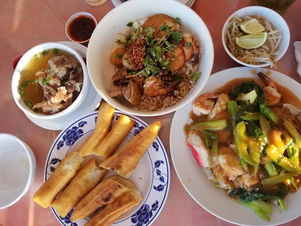 Trieu Chau Restaurant | restaurant | 4653 University Ave, San Diego, CA 92105, USA | 6192804204 OR +1 619-280-4204